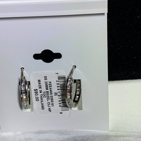 Hoop Earrings sterling silver and cubic zirconia - Picture 3 of 4